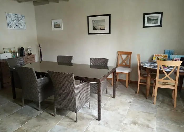 Gasthuis Les Attelages De La Fontaine Epothemont